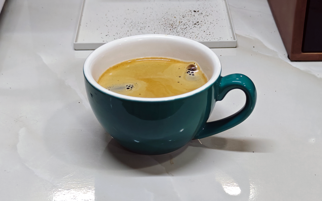 Cup for americano for Mae Ukho Medium Roast